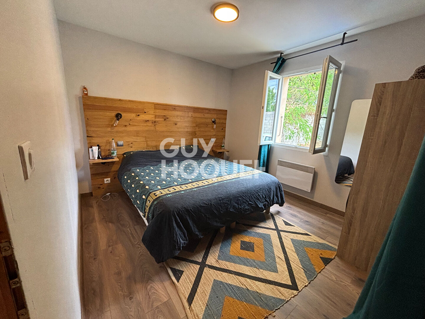 Maison de plain-pied avec dépendance  130 m² habitables sur terrain de 1 416 m²  Aubenas Actuellement louée