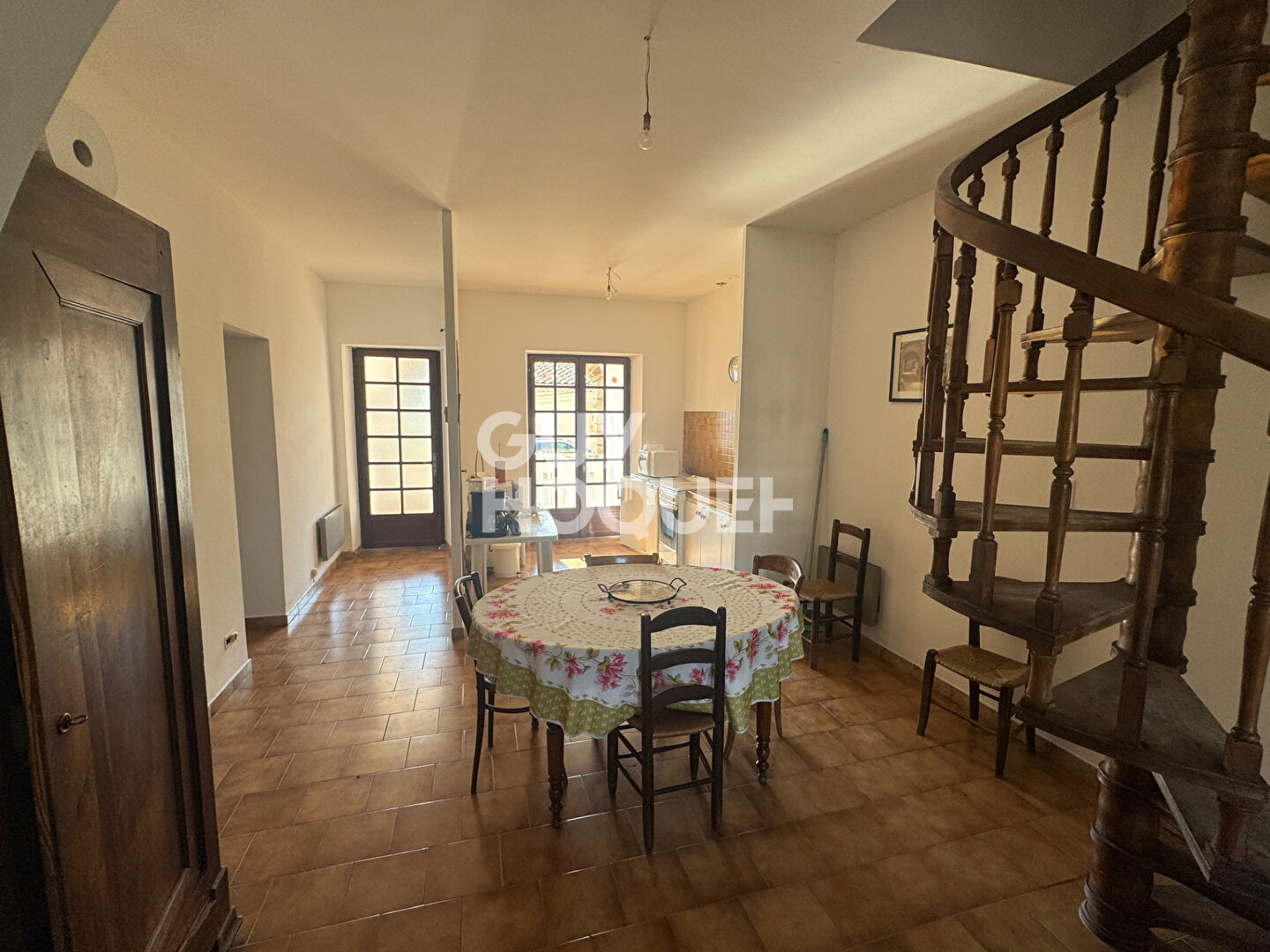 5 Min. AUBENAS. Habitable rapidement et évolutif