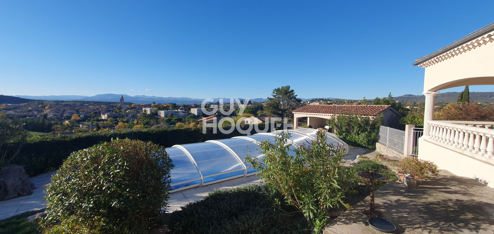 Maison d'exception + 6 000 m² de terrain constructible et facilement détachable