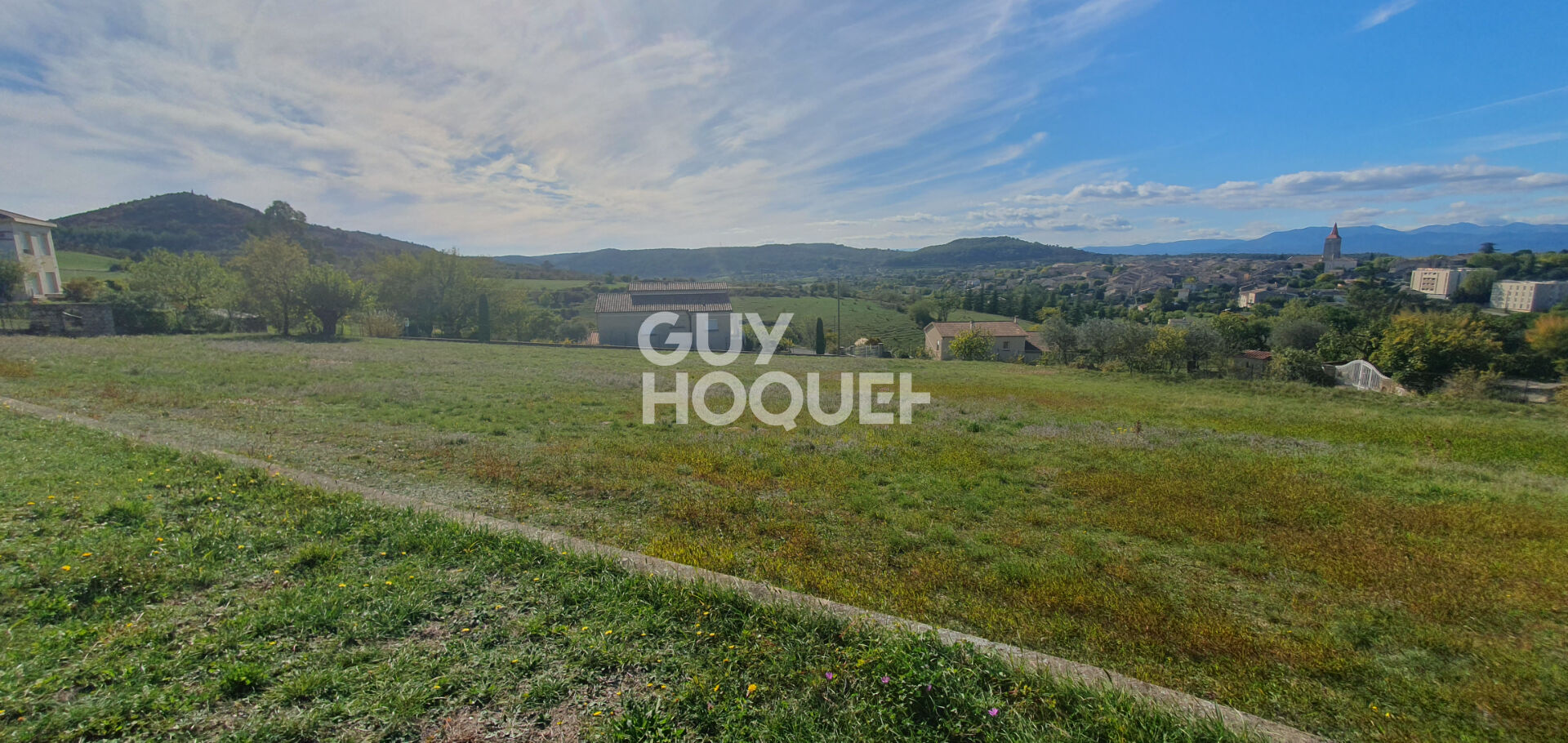 Maison d'exception + 6 000 m² de terrain constructible et facilement détachable