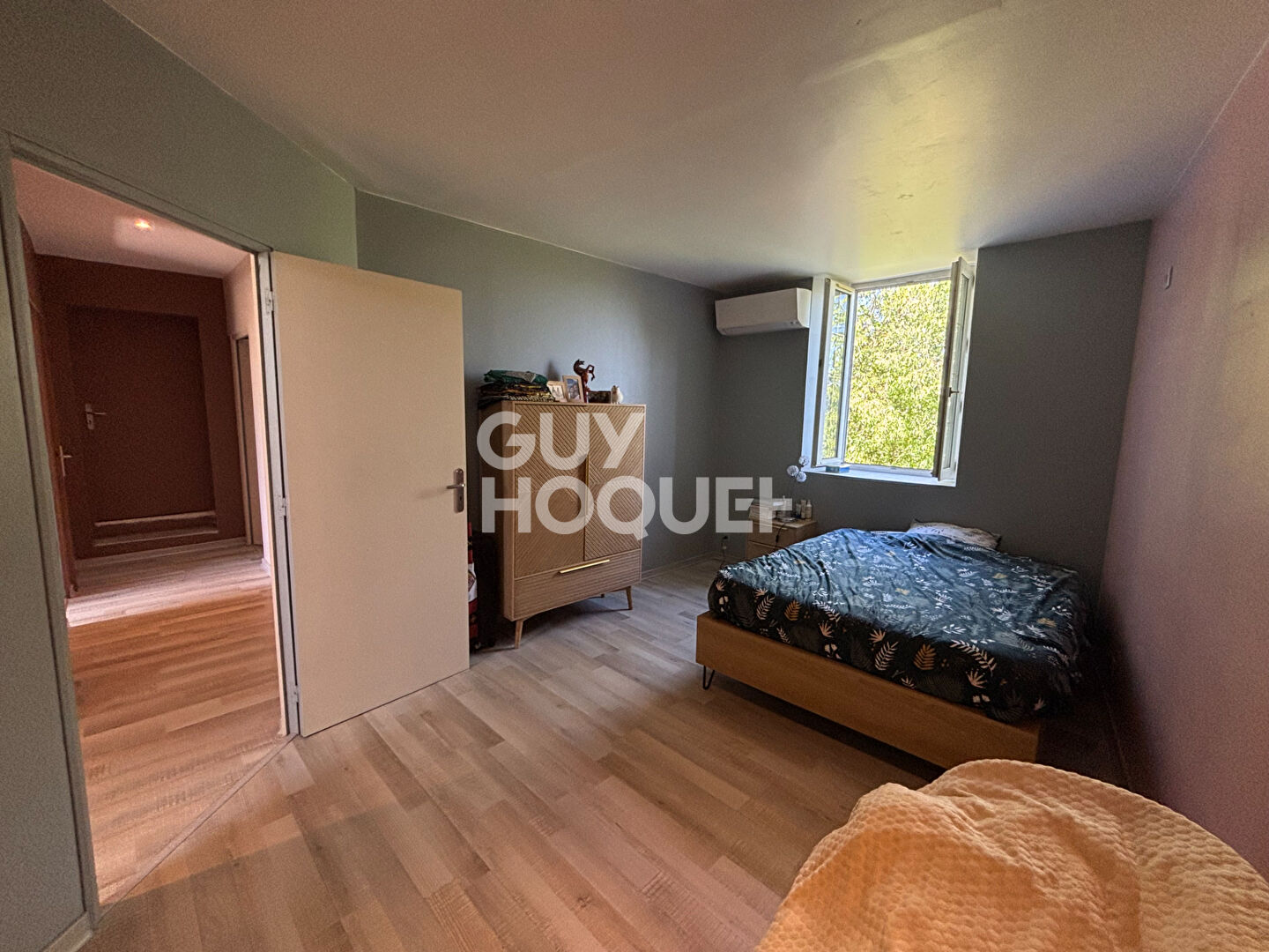 Maison en pierre de 160 m² avec revenu locatif  + terrain constructible