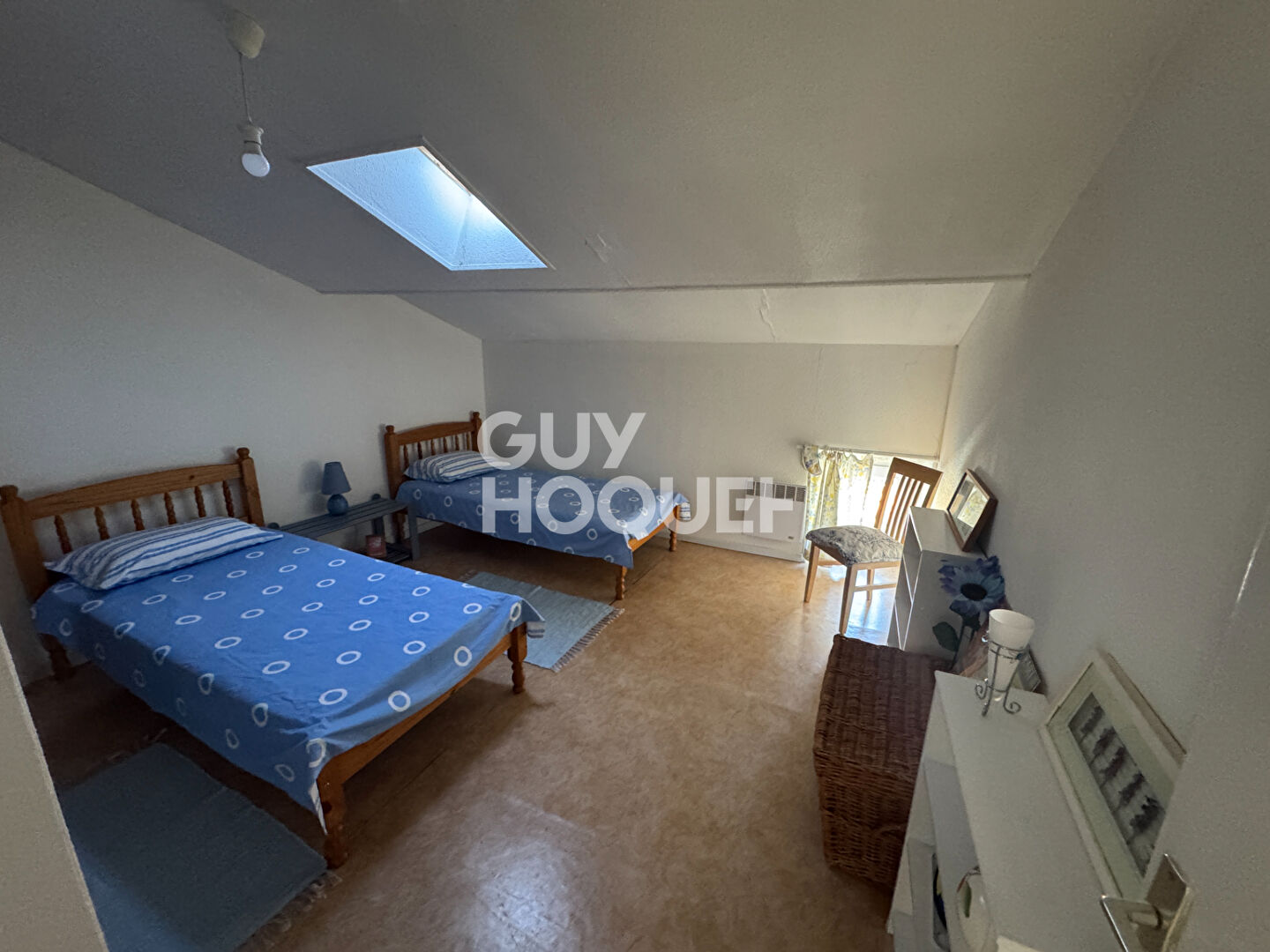 Maison en pierre de 6 pièces principales + studio 45m² indépendant