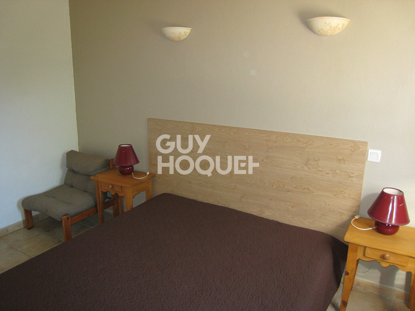 Ensemble de 6 maisons avec piscine et  grand poolhouse en commun