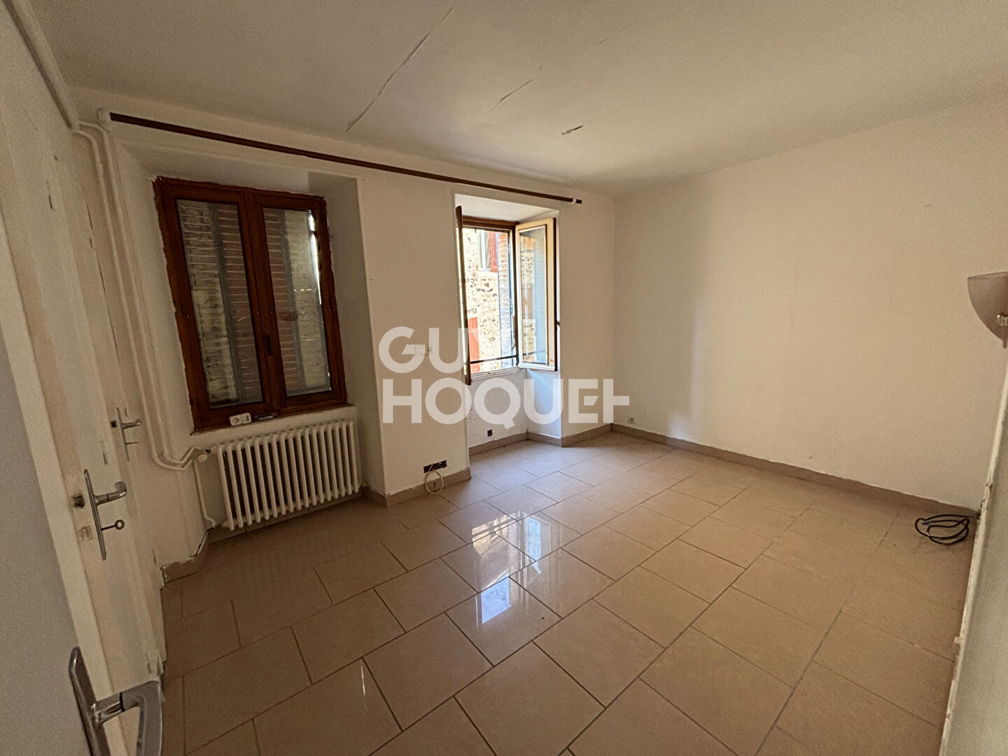 Immeuble de rapport locatif à Thueyts  10 pièce(s) 200 m2