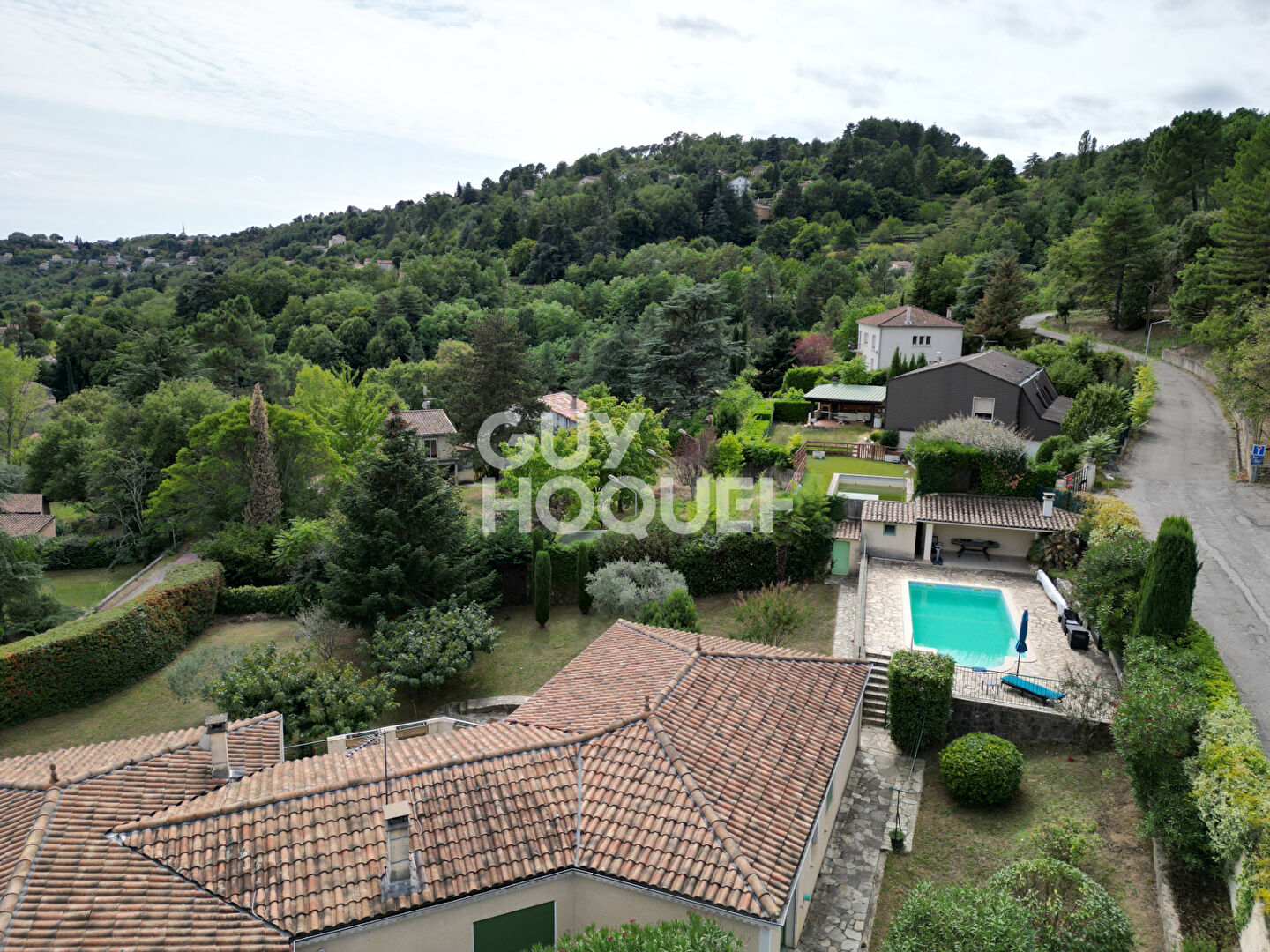 Maison  de caractère avec piscine Aubenas 157 m2