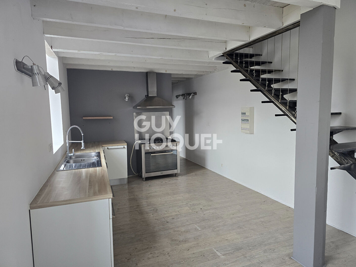 Appartement Ucel 4 pièce(s) 93.85 m2