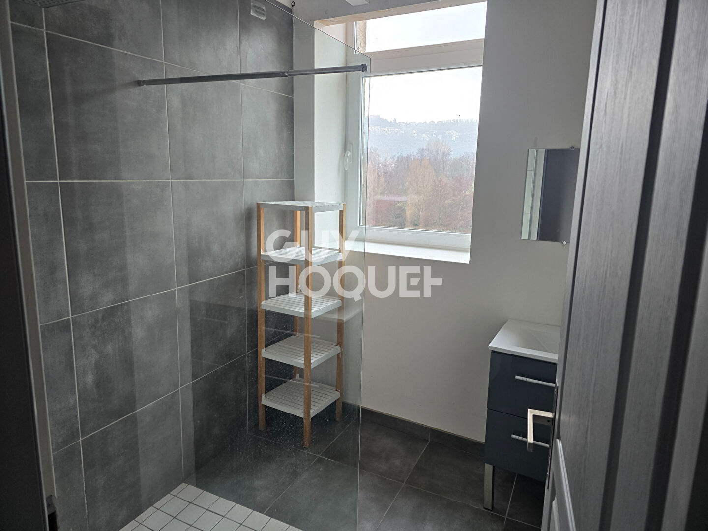 Appartement Ucel 4 pièce(s) 93.85 m2