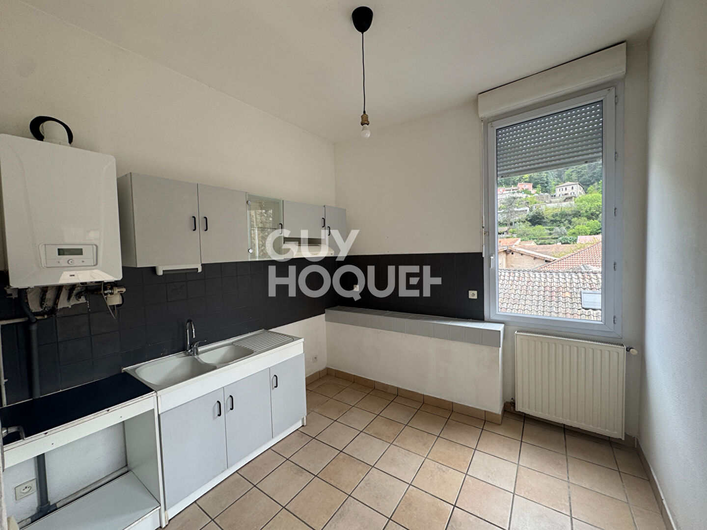 Appartement  F3 avec TERRASSE