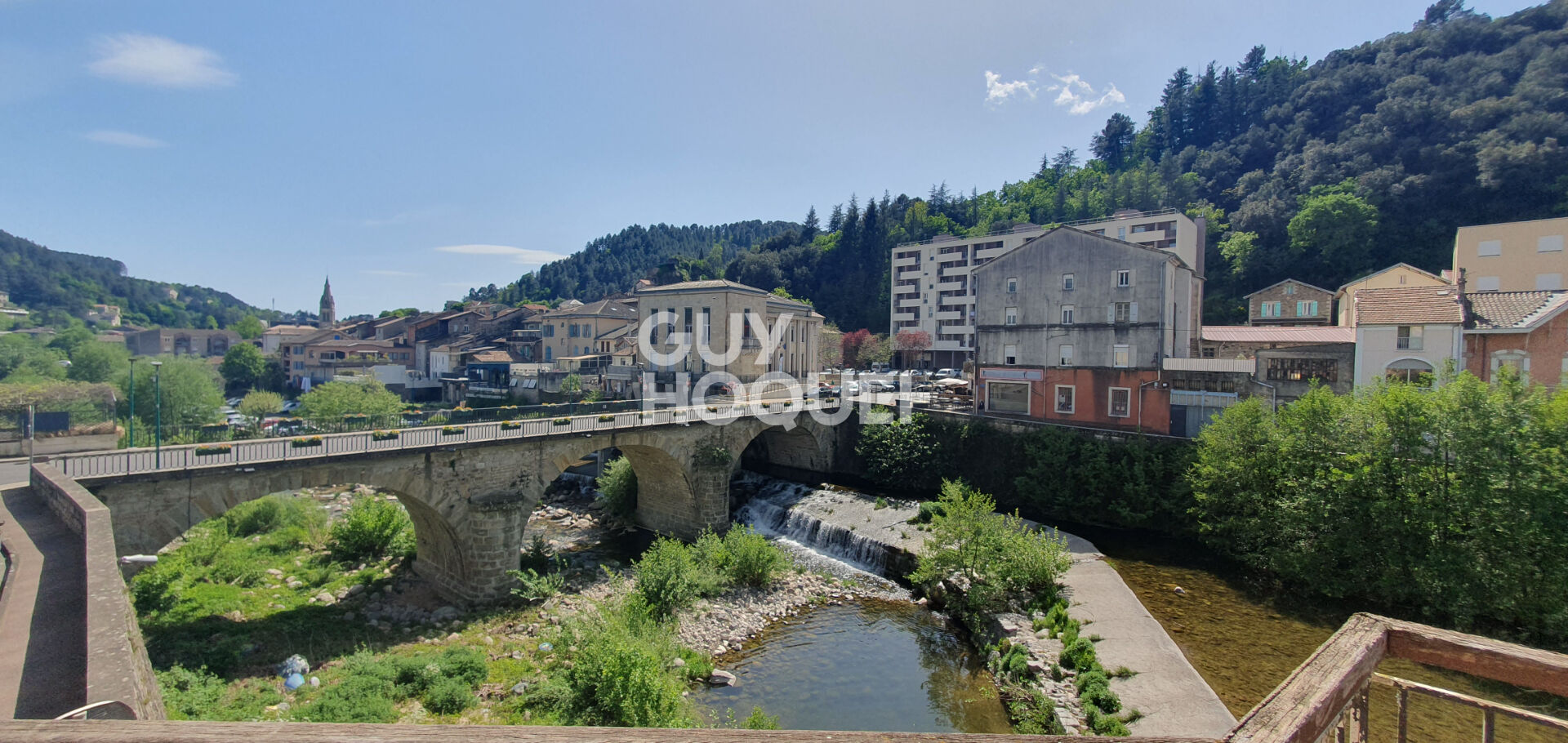Charmant appartement - Emplacement idéal et vue dégagée
