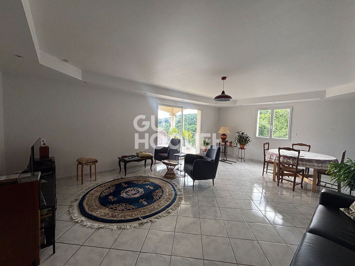 Maison Aubenas 248 m² avec 2 logements indépendants ? Idéal famille ou investissement 