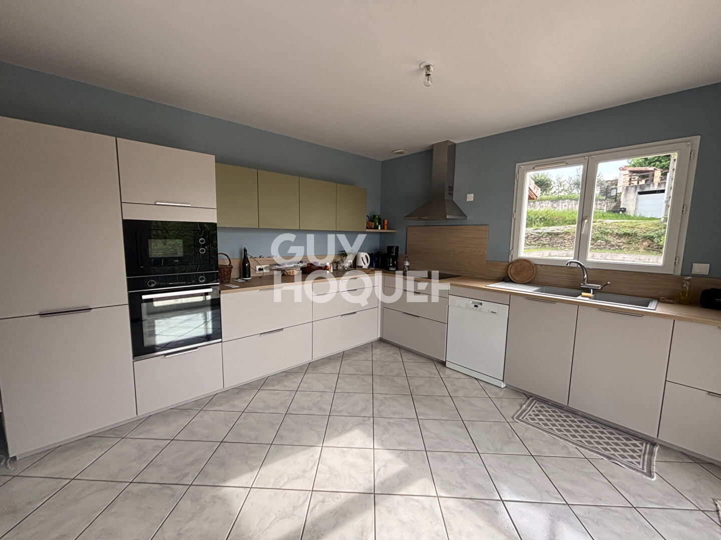 Maison Aubenas 248 m² avec 2 logements indépendants ? Idéal famille ou investissement 