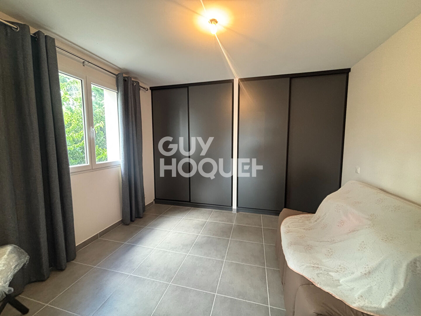 Maison Aubenas 248 m² avec 2 logements indépendants ? Idéal famille ou investissement 