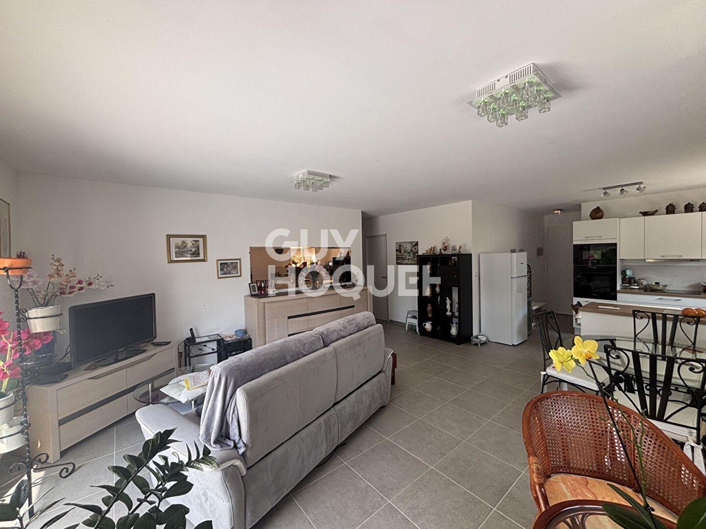 À vendre à Pradons : maison neuve 86 m², prestations de qualité et terrain constructible