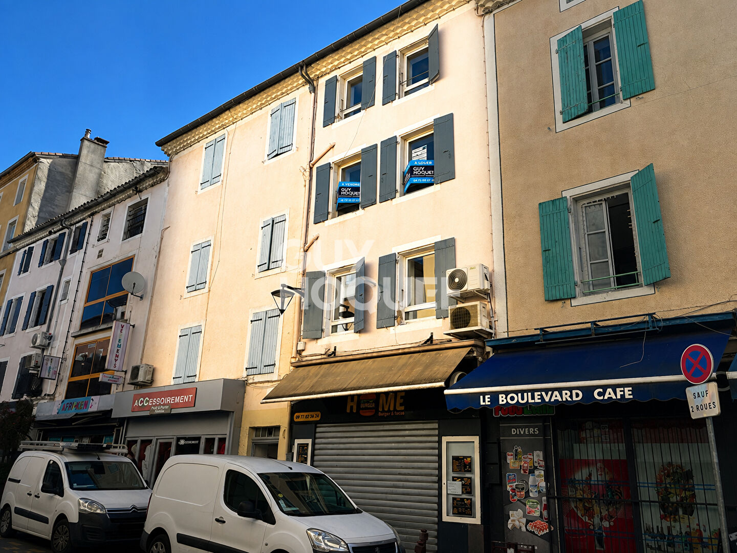 Immeuble à vendre au centre-ville d'Aubenas - Réf. 7282