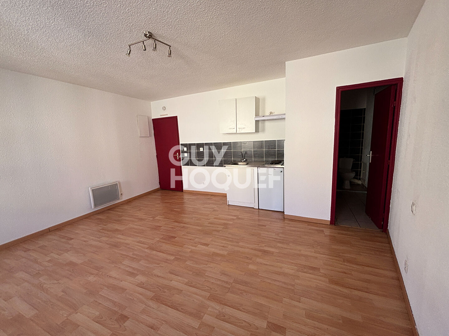 Immeuble à vendre au centre-ville d'Aubenas - Réf. 7282