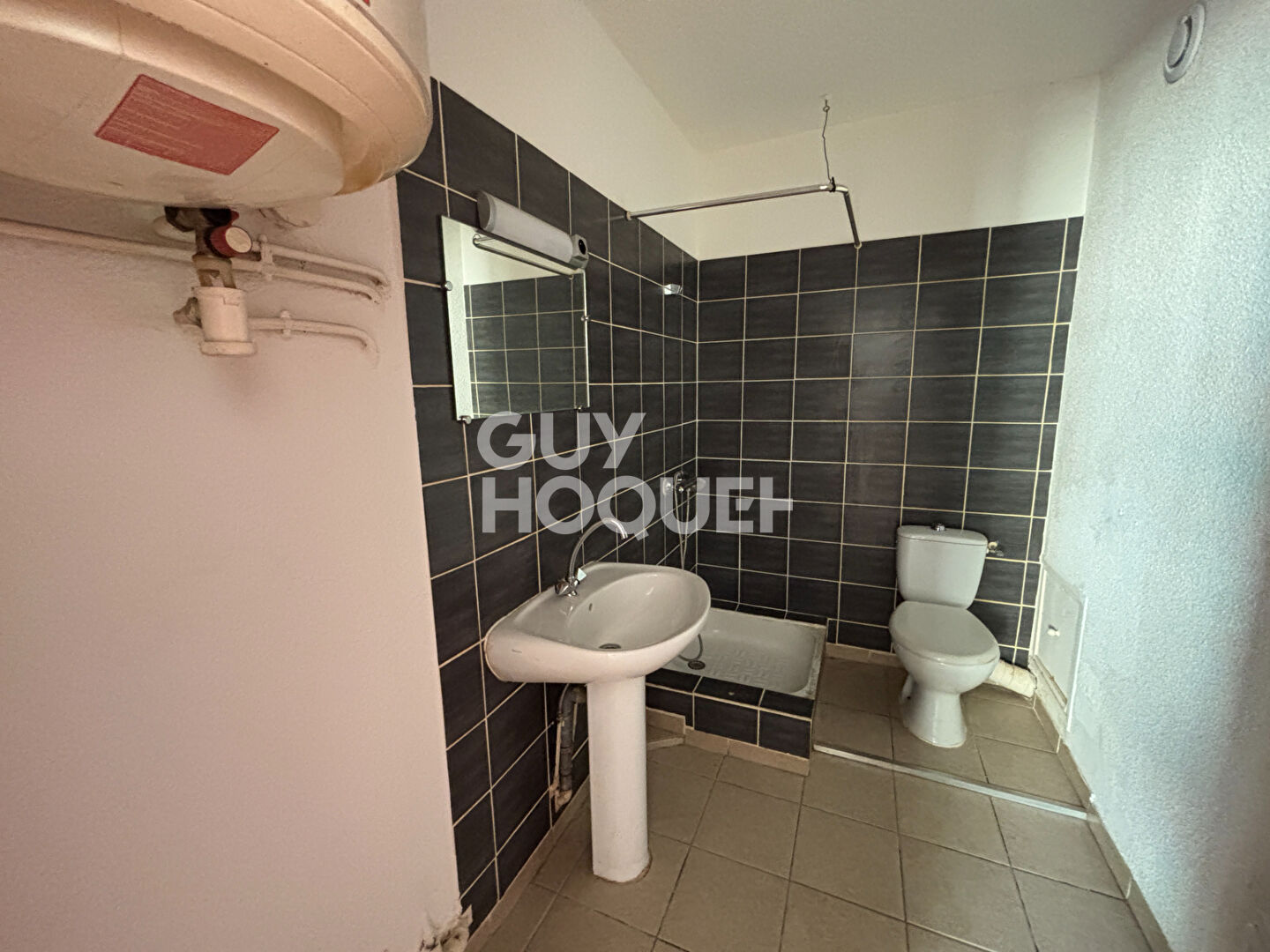 Immeuble à vendre au centre-ville d'Aubenas - Réf. 7282