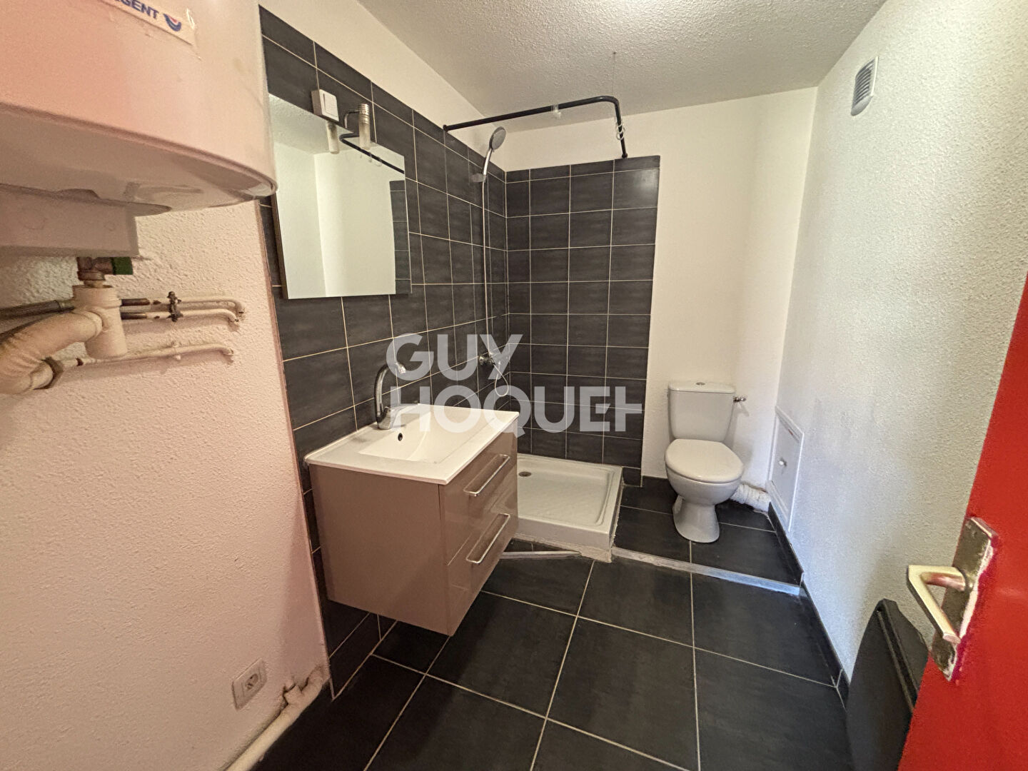 Immeuble à vendre au centre-ville d'Aubenas - Réf. 7282