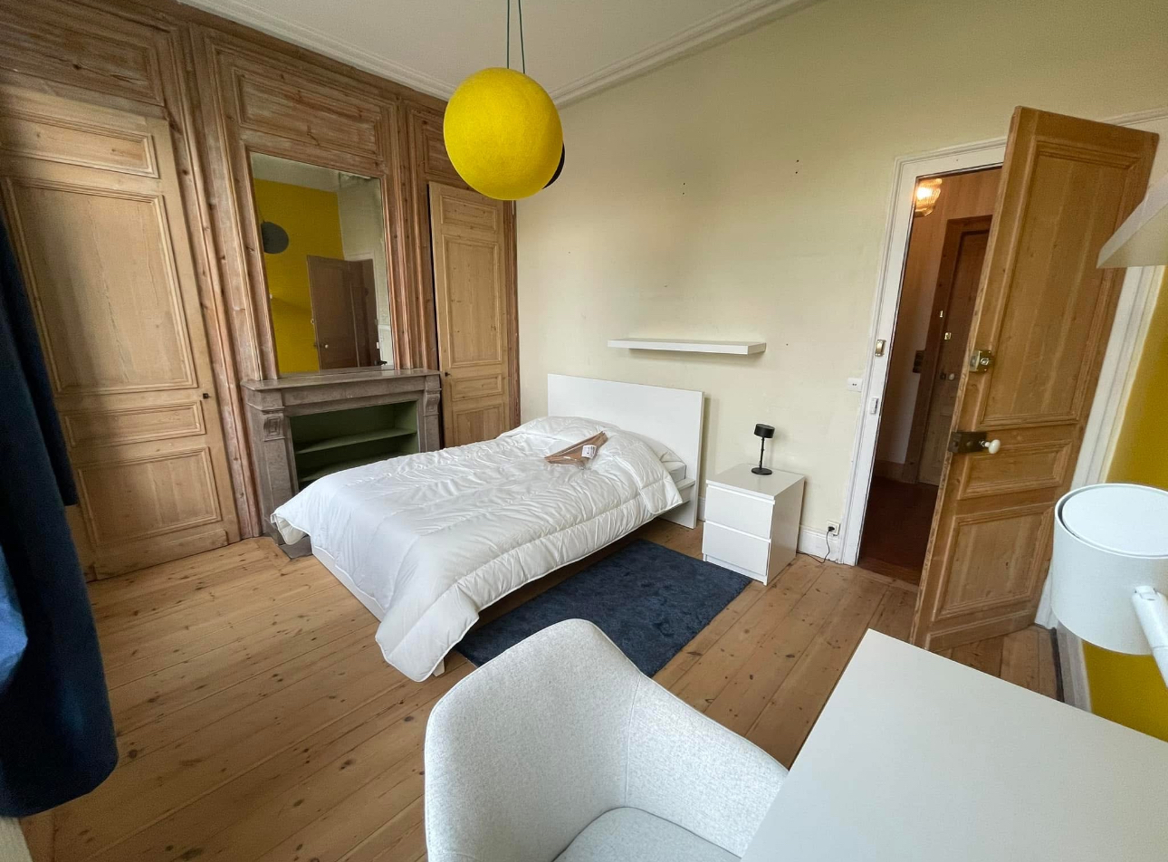 Maison Lille 7 pièce(s) 176.51 m2