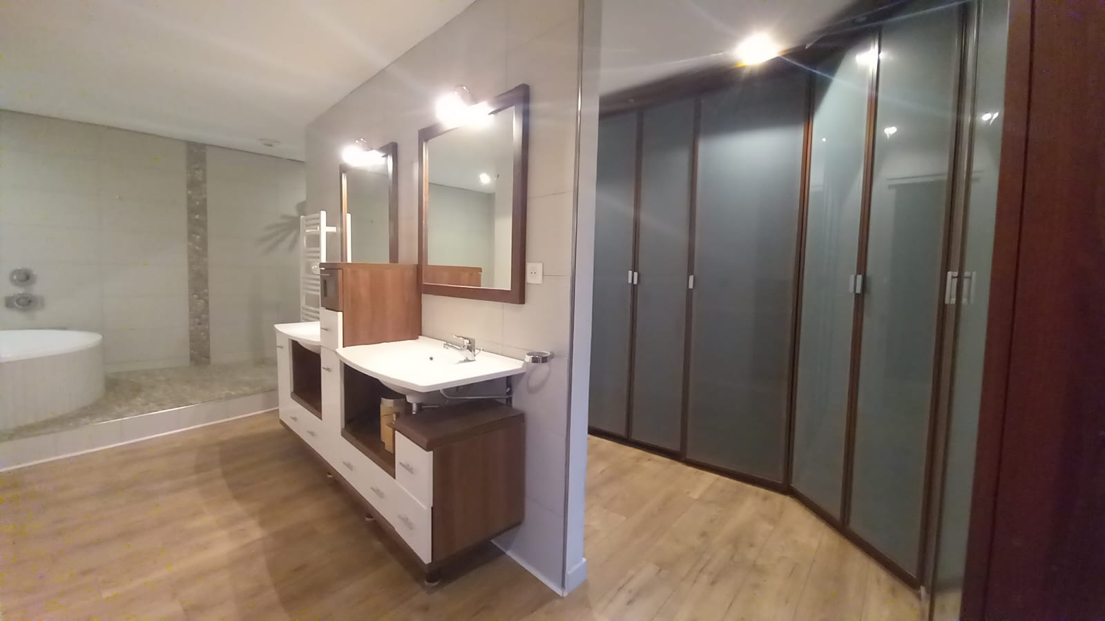 Loft 243 m² 3 chambres avec jardin