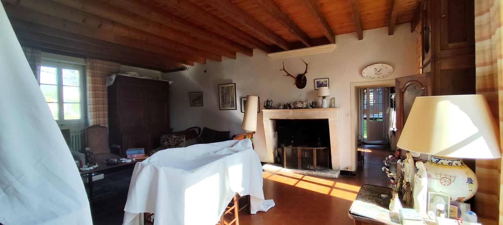 Maison de Caractère à 10min de Saintes