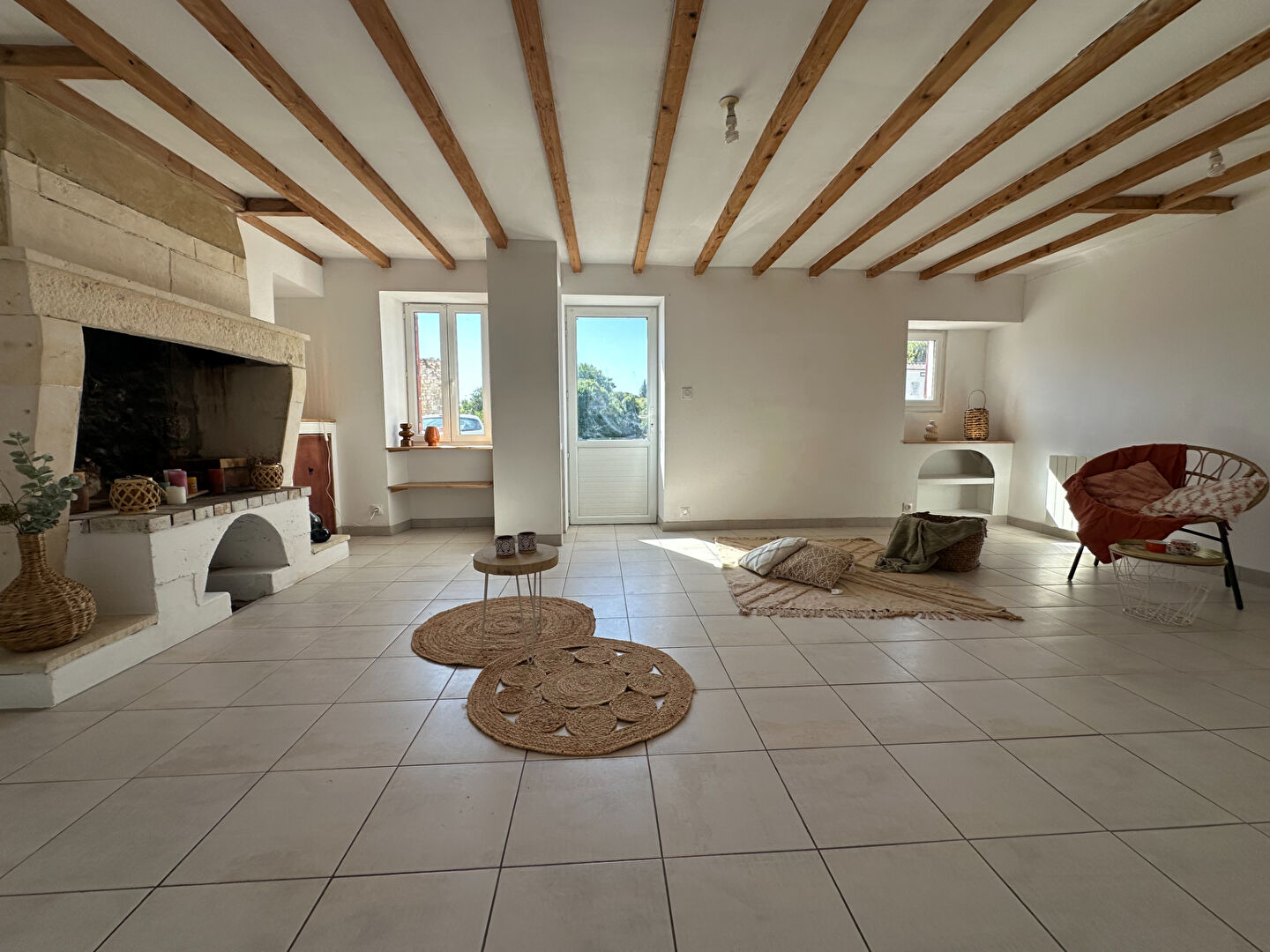 Maison, 3 chambres + garages, Bussac