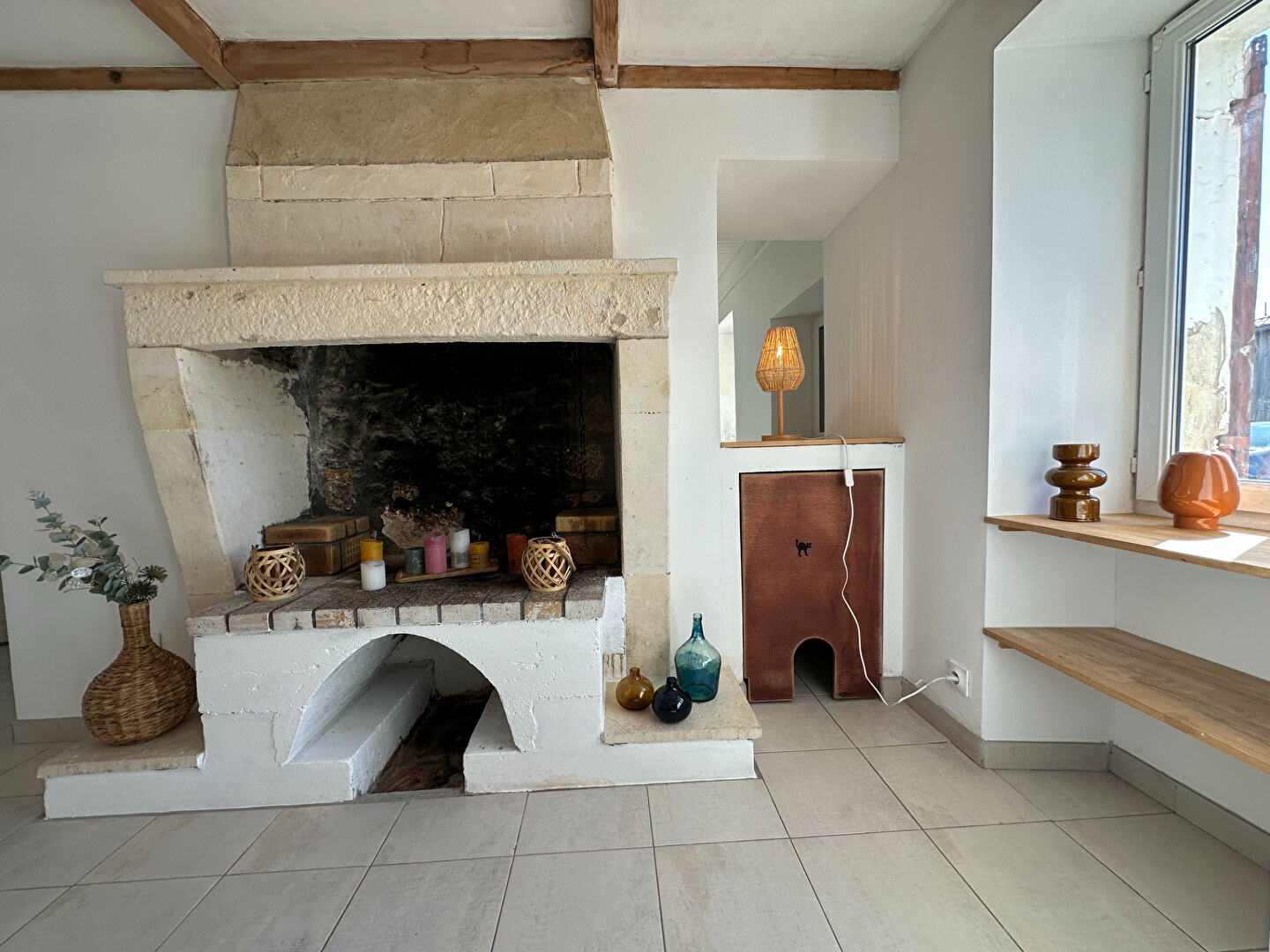 Maison, 3 chambres + garages, Bussac