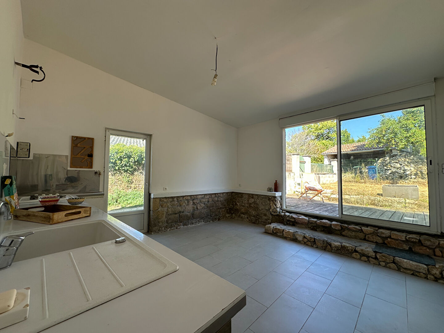 Maison, 3 chambres + garages, Bussac