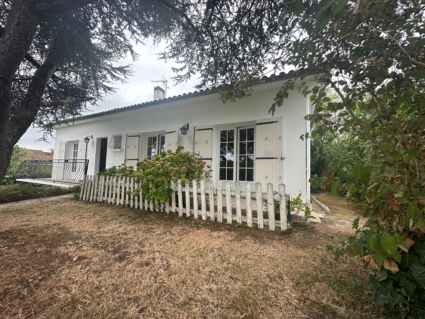 Maison, 3 chambres et 1 garage, Saintes