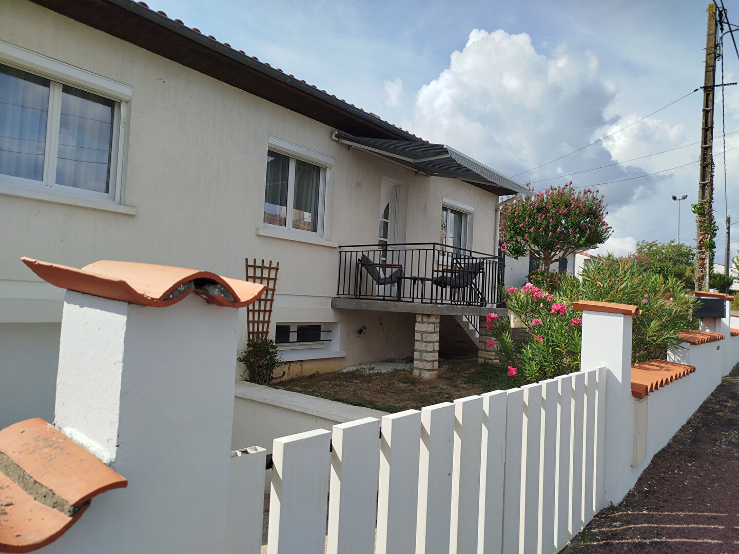 Maison  quartier SAINT REMY Saintes 5 pièce(s) 134 m2