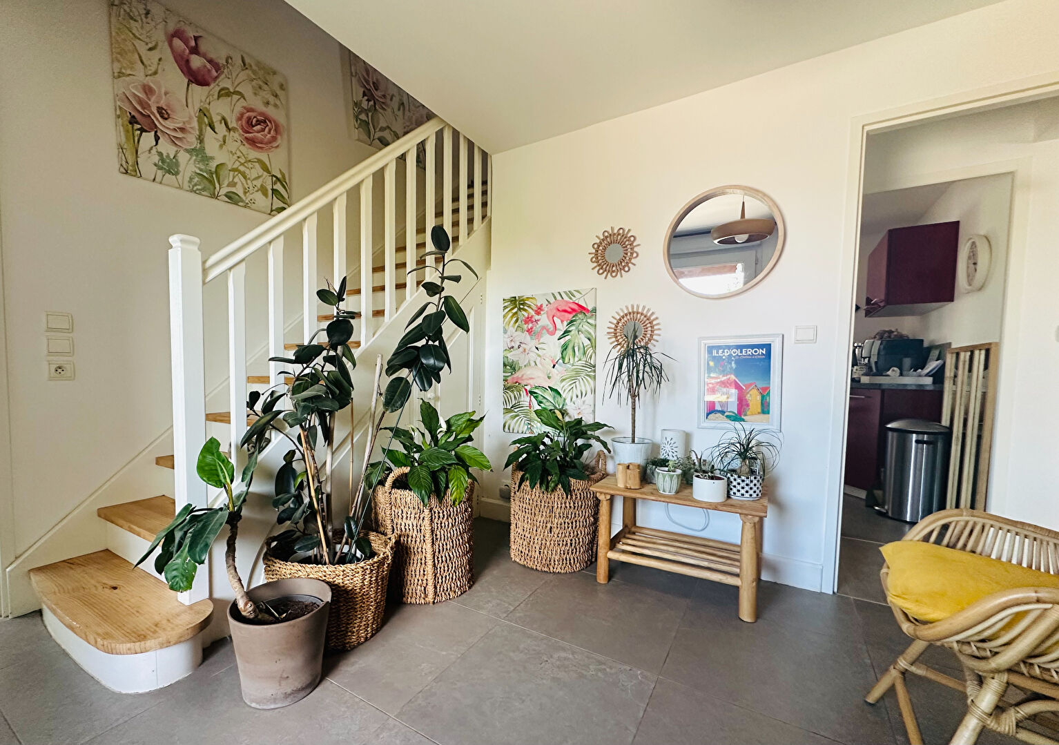 Maison avec piscine, 4 chambres + 1 bureau, Thénac