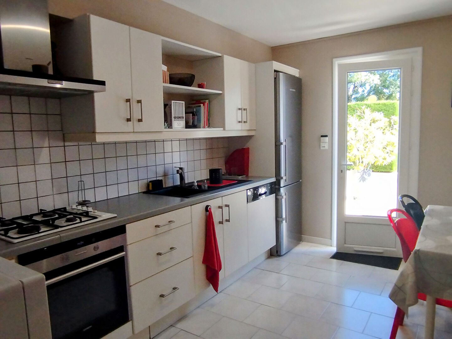 Maison Saintes 4 pièce(s) 110 m2 Quartier REVOUVRANCE