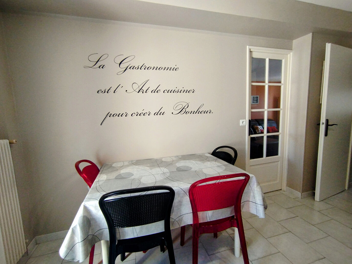 Maison Saintes 4 pièce(s) 110 m2 Quartier REVOUVRANCE