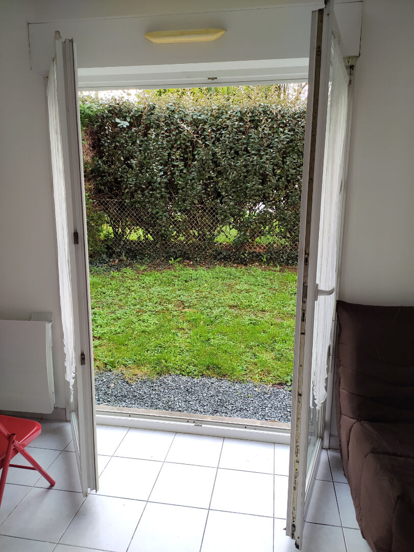 Appartement Saintes 1 pièce(s) 21.19 m2