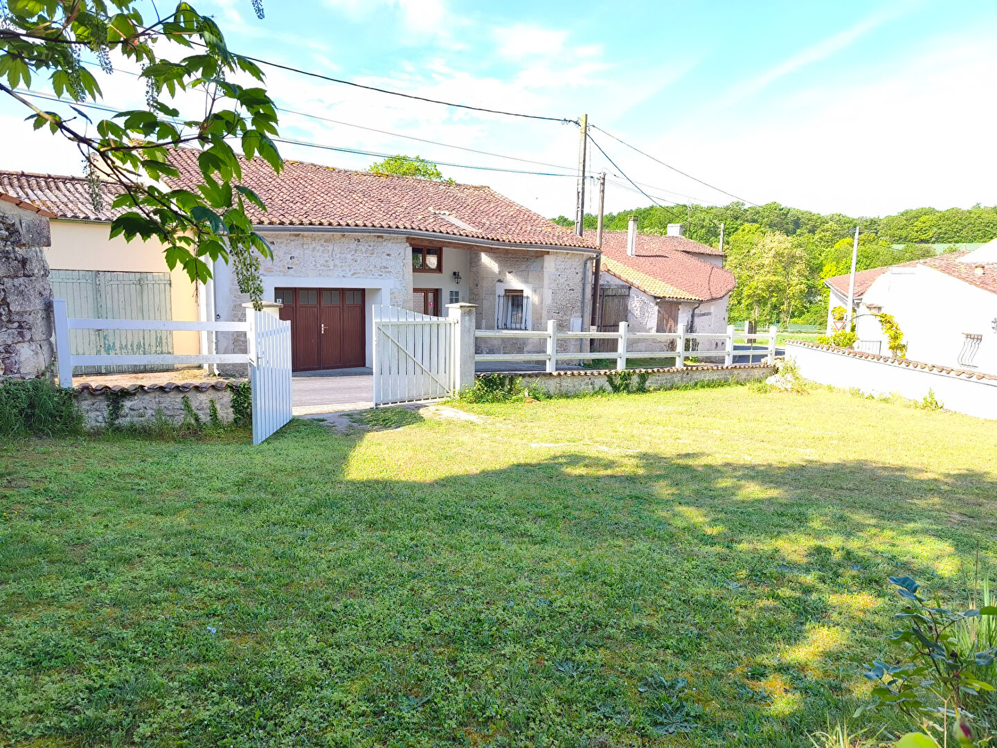 Maison charentaise 4 chambres, garage
