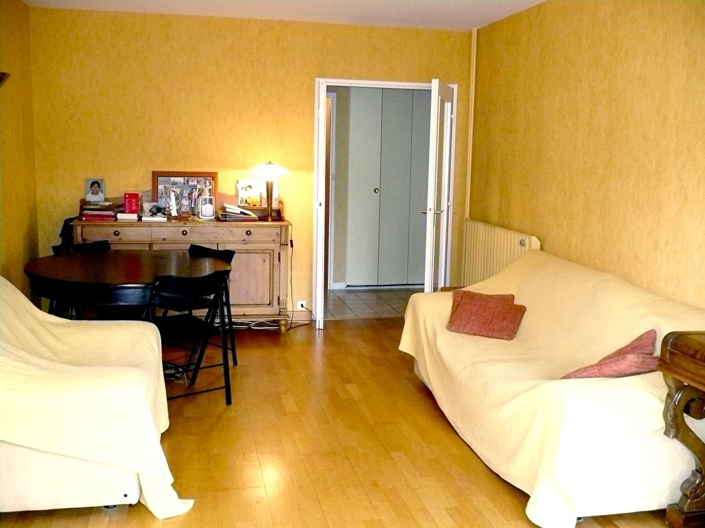 AU COEUR D'UNE RESIDENCE VERDOYANTE