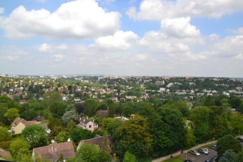 A VENDRE APPARTEMENT 49m2 F1 EN ETAGE ELEVEE - LE PECQ