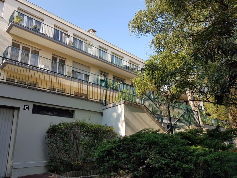 APPARTEMENT F2 42m2 A LOUER LE PORT MARLY - 15min de la gare de Marly