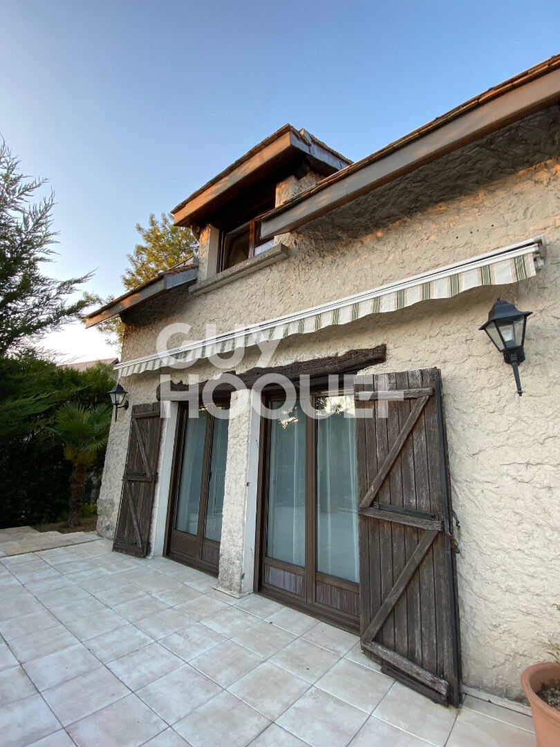 Maison Marly Le Roi 12 pièces 349m2