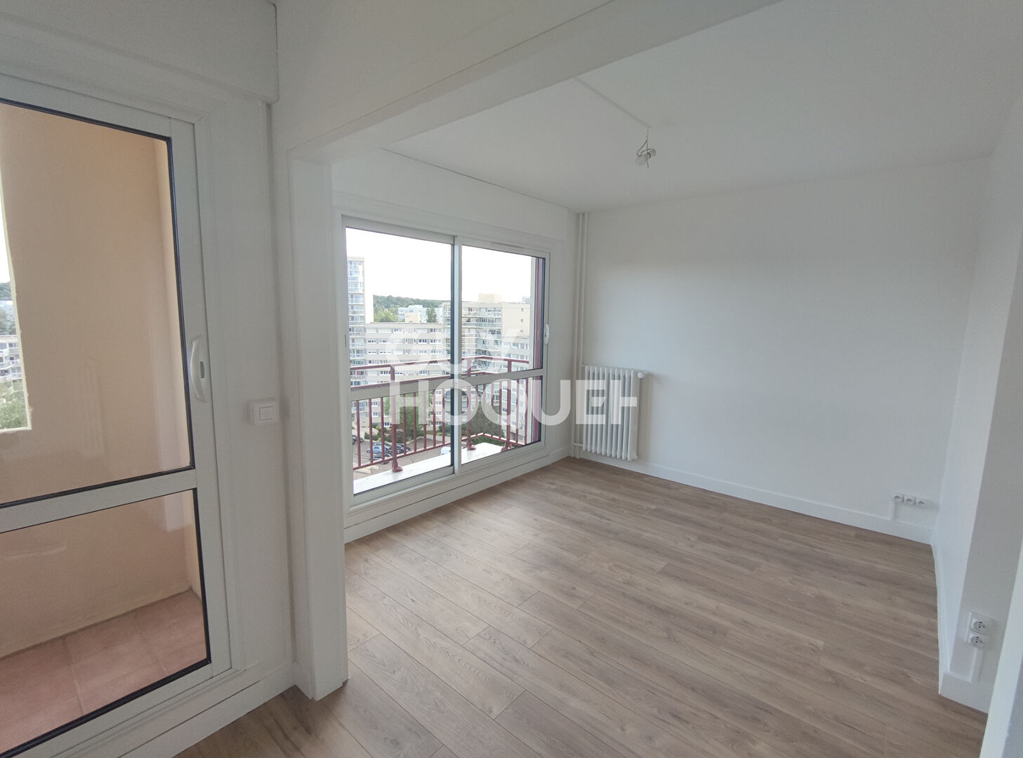 2 PIECES ETAT NEUF