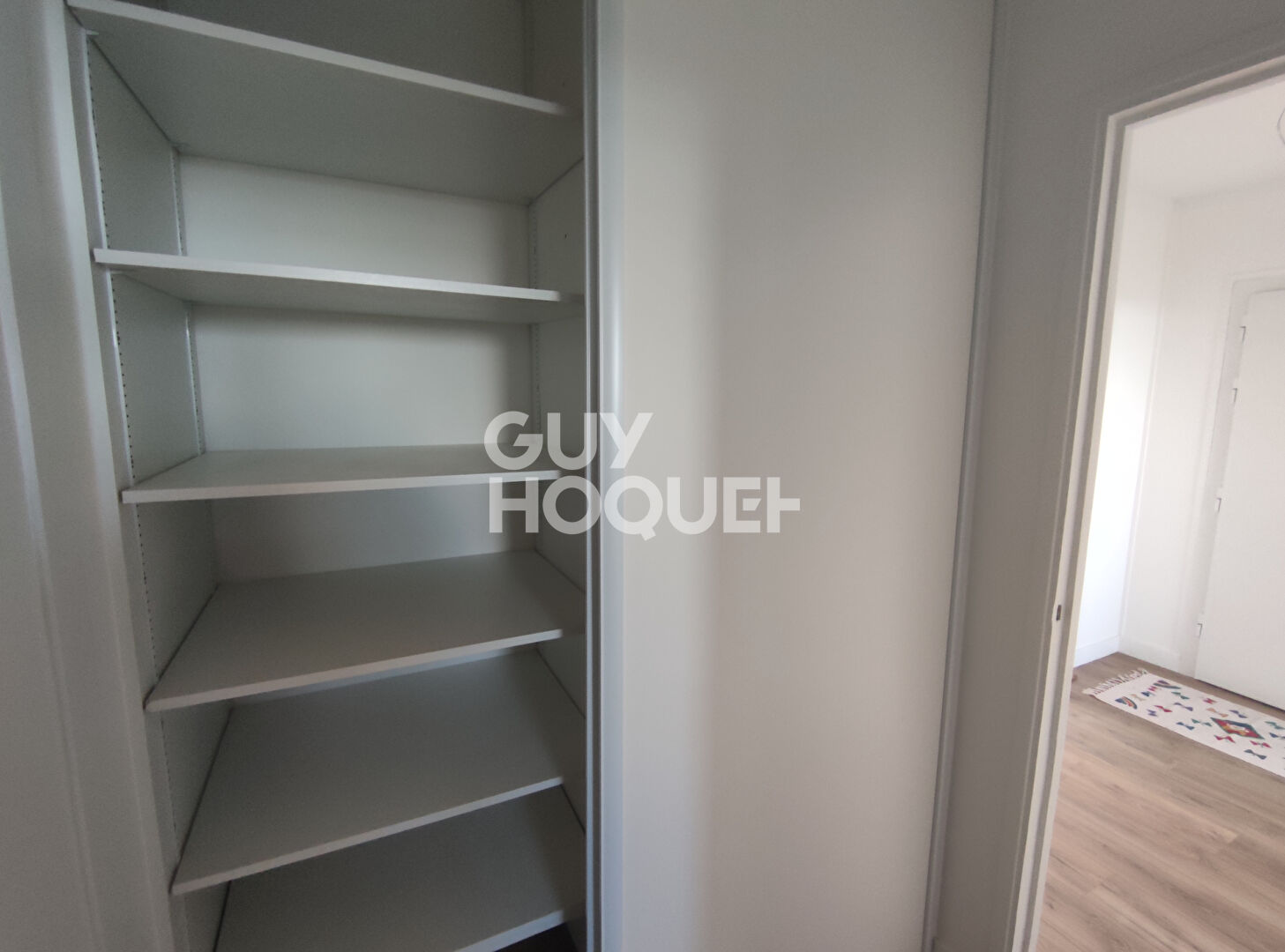 2 PIECES ETAT NEUF