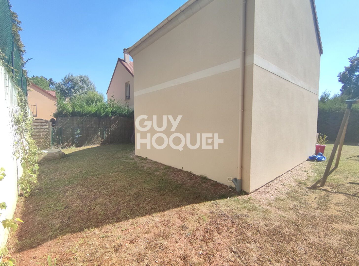 À LOUER MAISON FAMILIALE 166 m²  CALME, LUMINEUSE, IDÉALEMENT SITUÉE