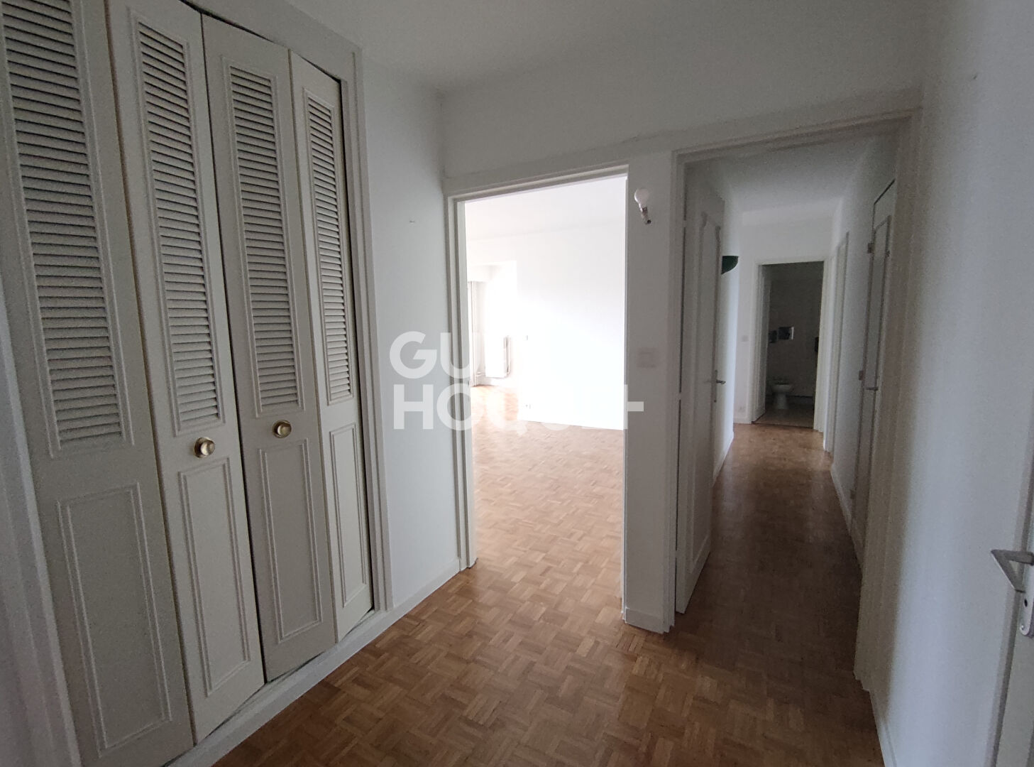 4 PIECES 2 CHAMBRES 82m2