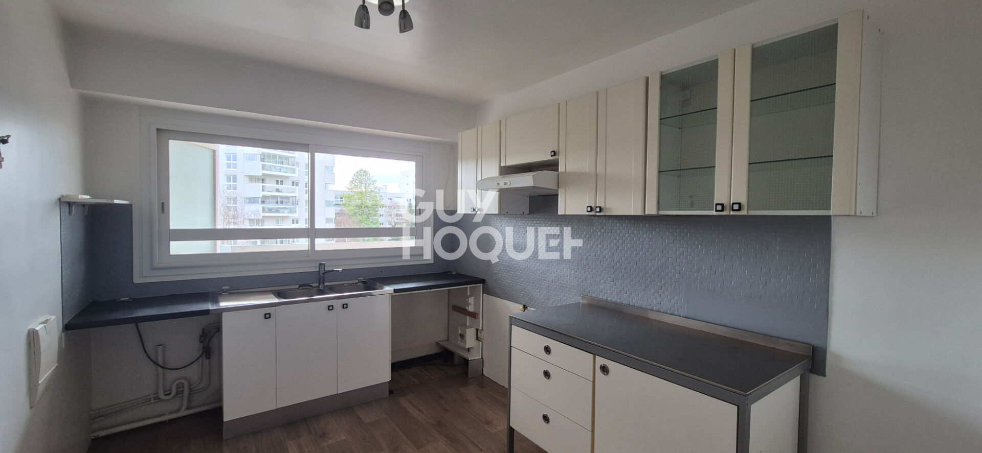 4 PIECES 2 CHAMBRES 82m2