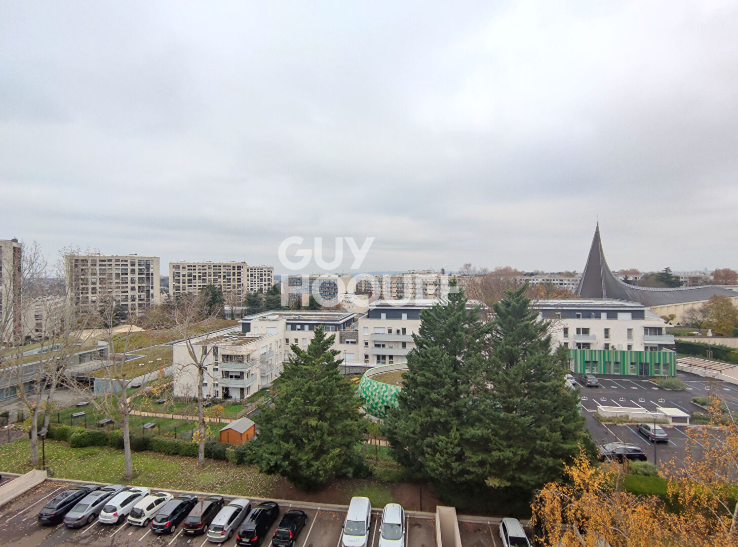 4 PIECES 2 CHAMBRES 82m2