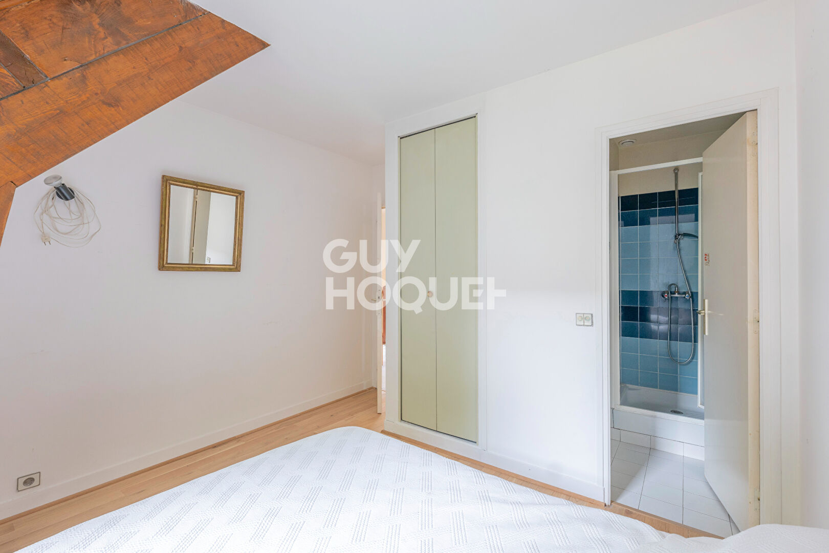 **Le Charme Authentique de Vieux Marly**