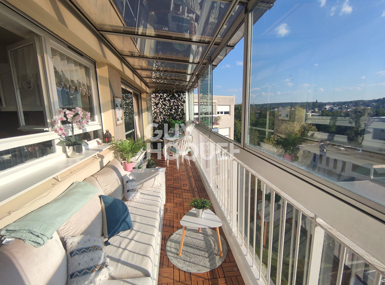 DERNIER ETAGE 3 pièces 2 chambres 70m2