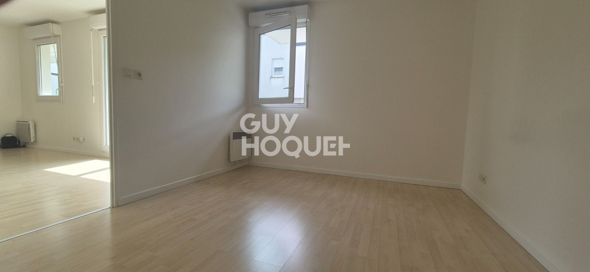 Appartement  2 pièces - Environnement verdoyant.