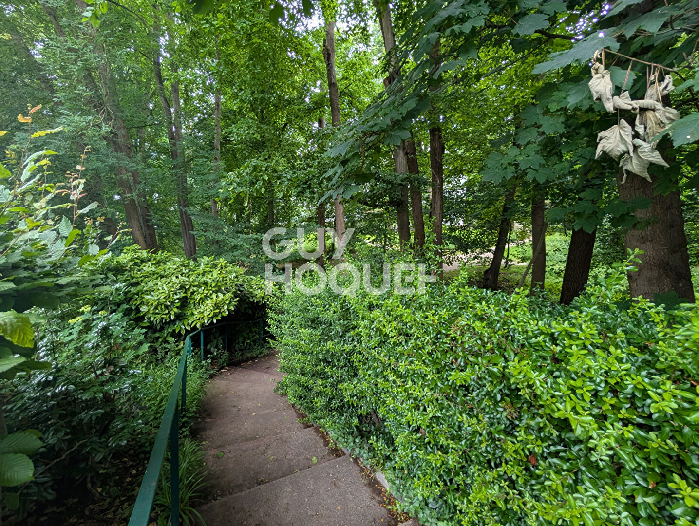 Bel appartement 3 pièces. Résidence verdoyante.