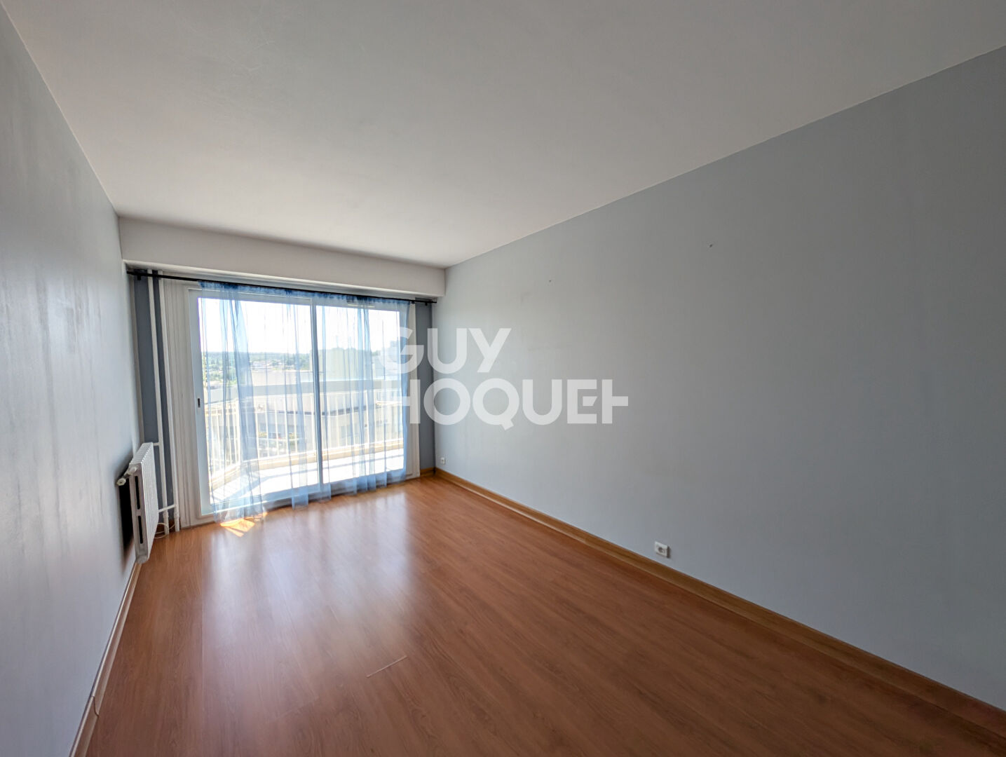 Marly Le Roi - 6 pièces, 4 chambres, 112 m2 - Etage élevé