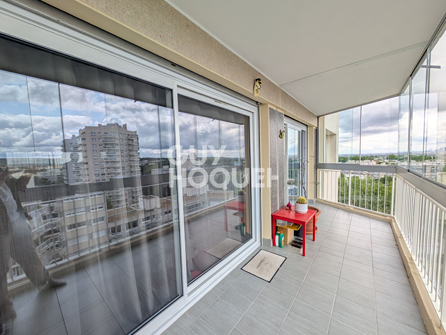 Marly Le Roi - 6 pièces, 4 chambres, 112 m2 - Etage élevé